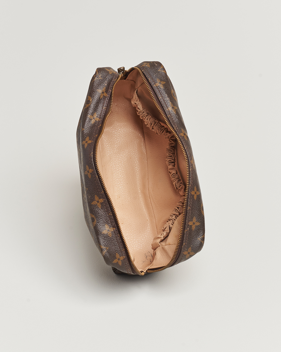 Heren | Louis Vuitton Pre-Owned Trousse de Toilette Washbag Monogram | Louis Vuitton Pre-Owned | Trousse de Toilette Washbag Monogram