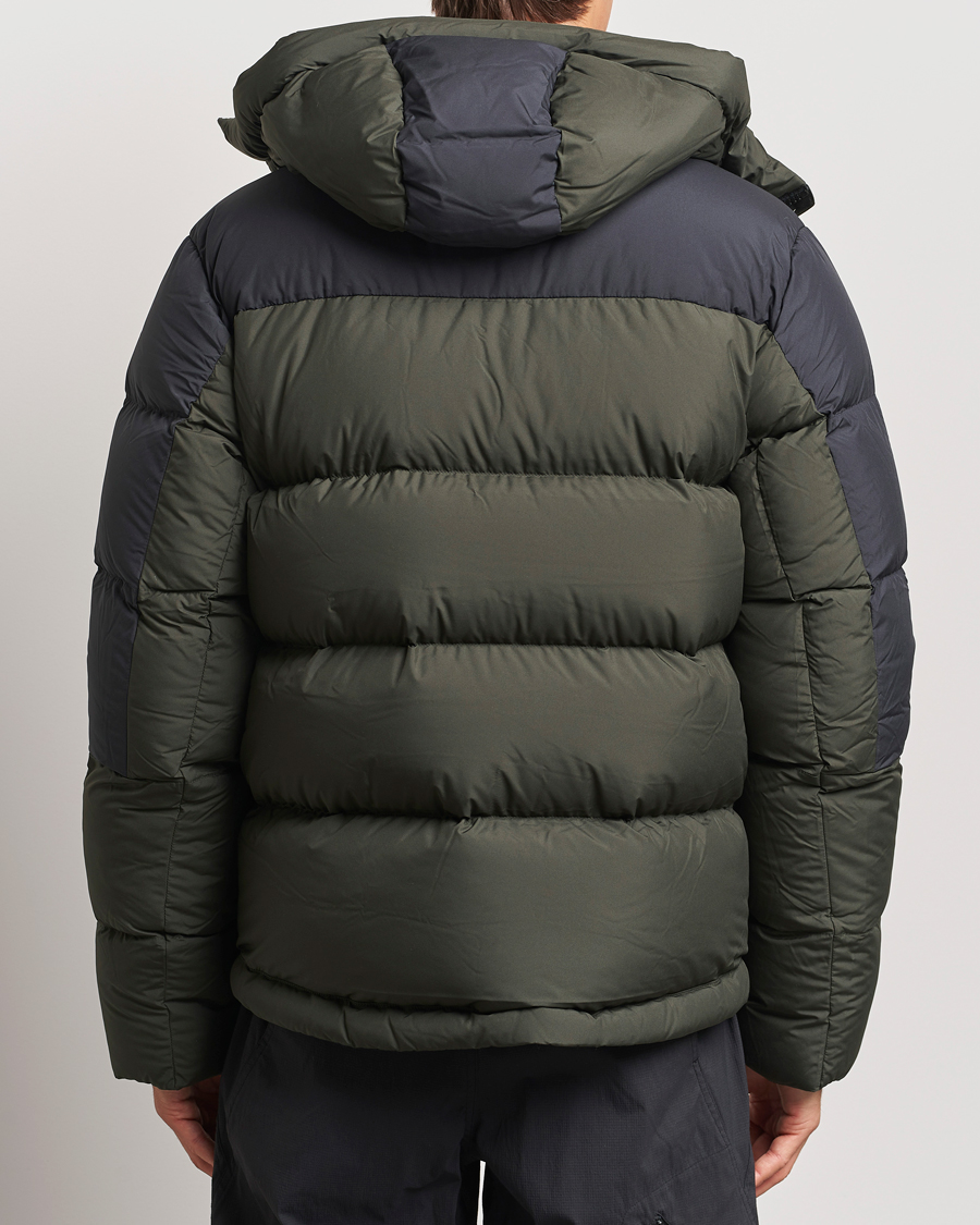 Heren | Jassen | Peak Performance | Down Puffer Hood Jacket Olive Extreme
