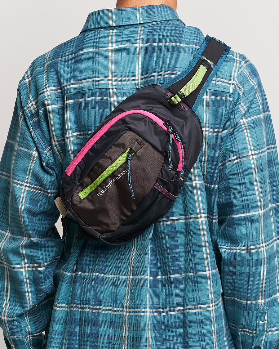 Homme | Peak Performance Outdoor Slingbag Cliff Edge | Peak Performance | Outdoor Slingbag Cliff Edge