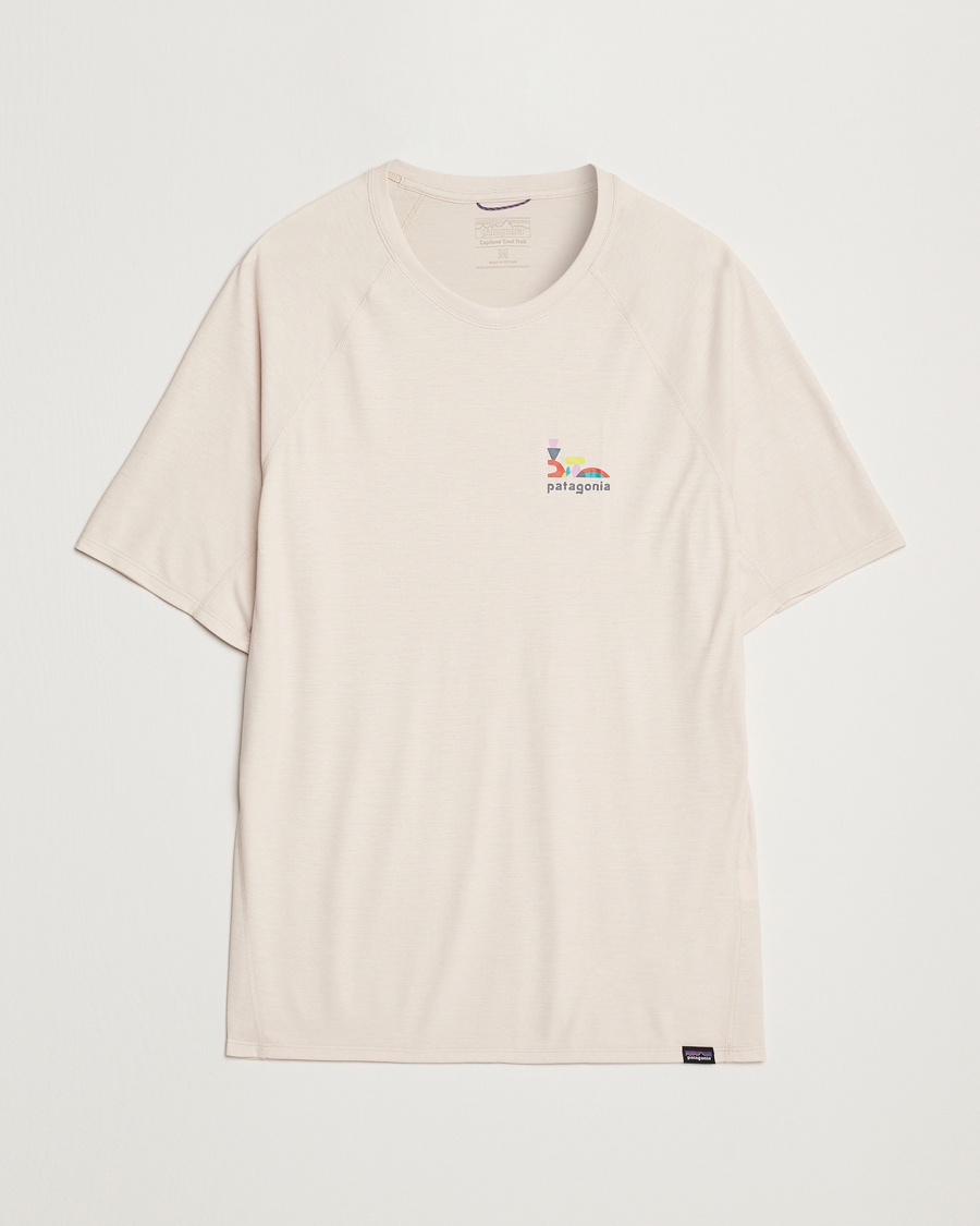 Heren | T-shirts | Patagonia | Short Sleeve Cap Cool Trail Graphic Shirt Pumice
