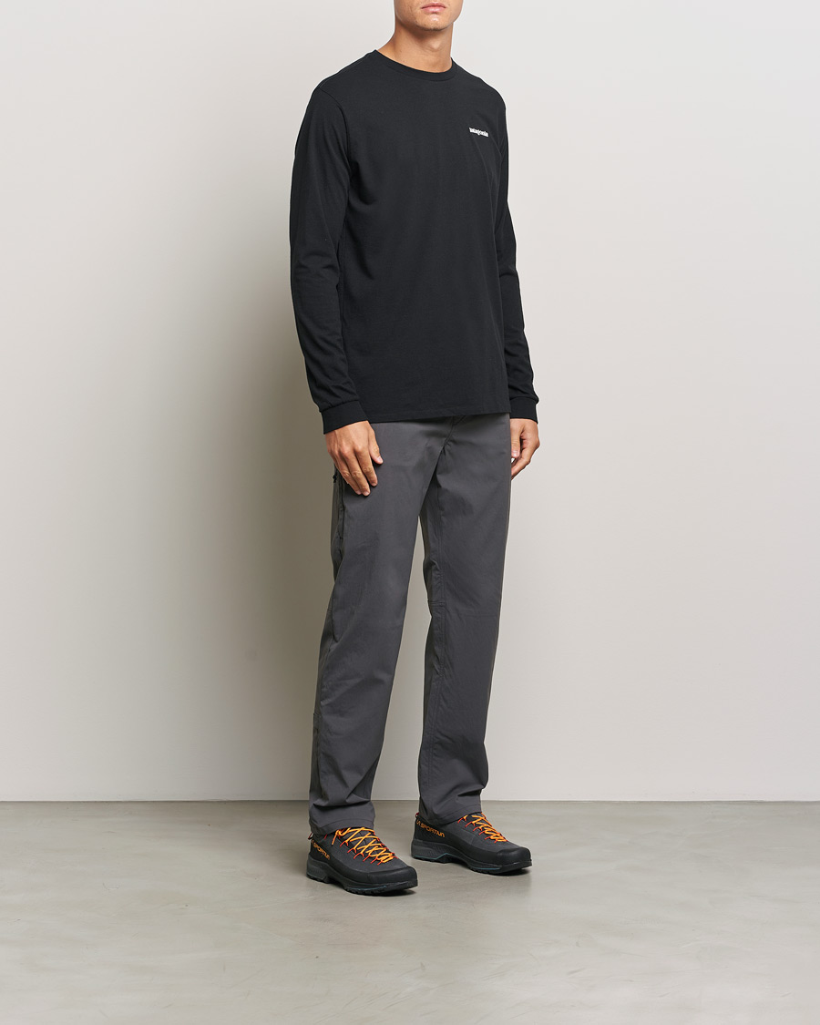 Heren | T-shirts | Patagonia | P-6 Logo Responsibili LS T-Shirt Black