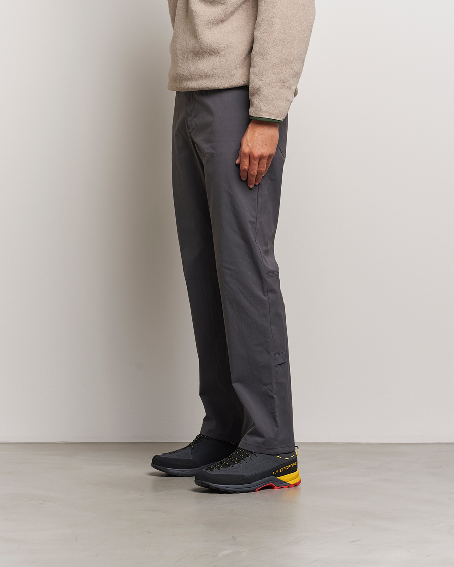 Homme | Baskets | La Sportiva | TX Guide Leather Carbon/Yellow