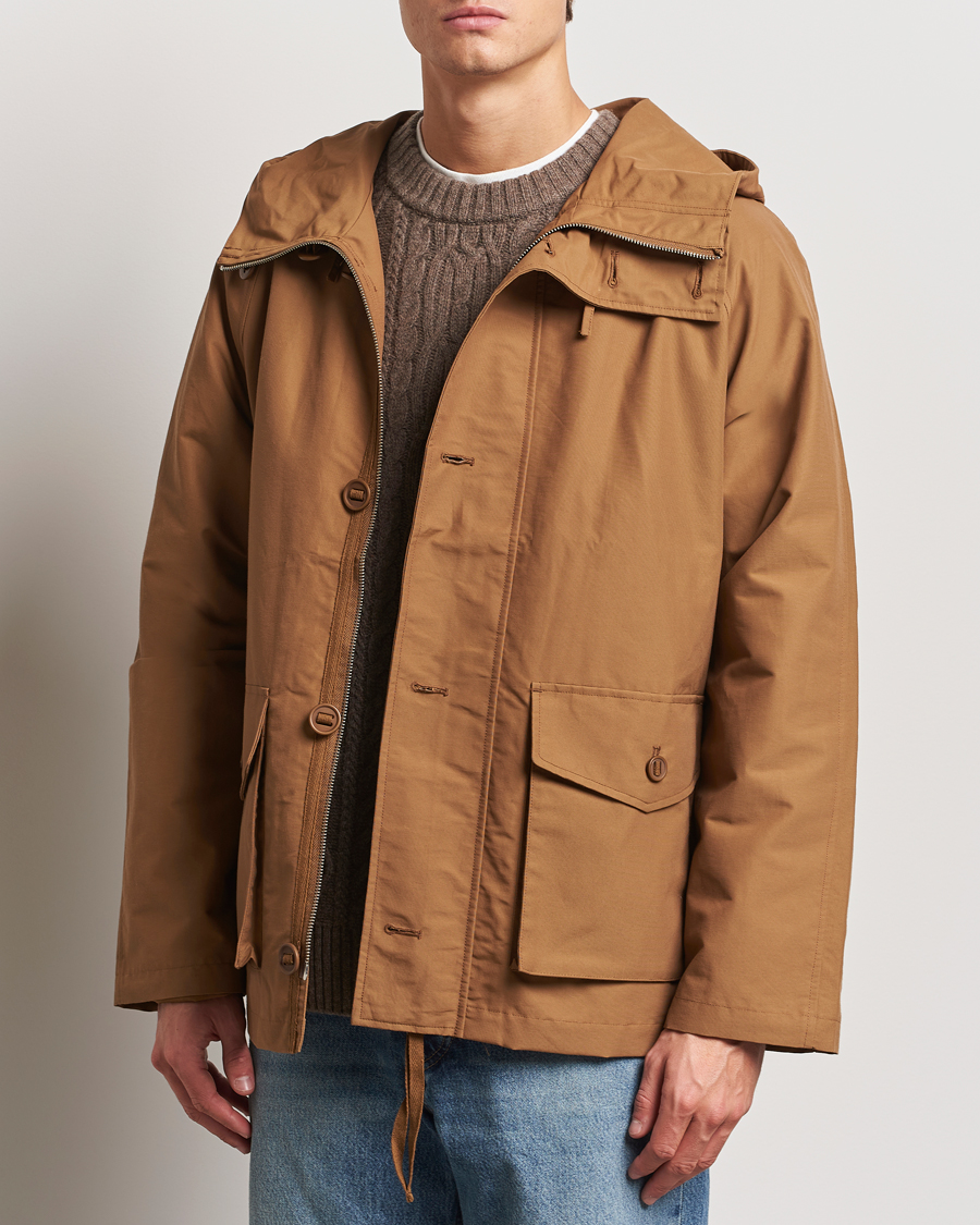 Homme | Manteaux Et Vestes | A Day's March | Port Short Nylon Parka Dijon