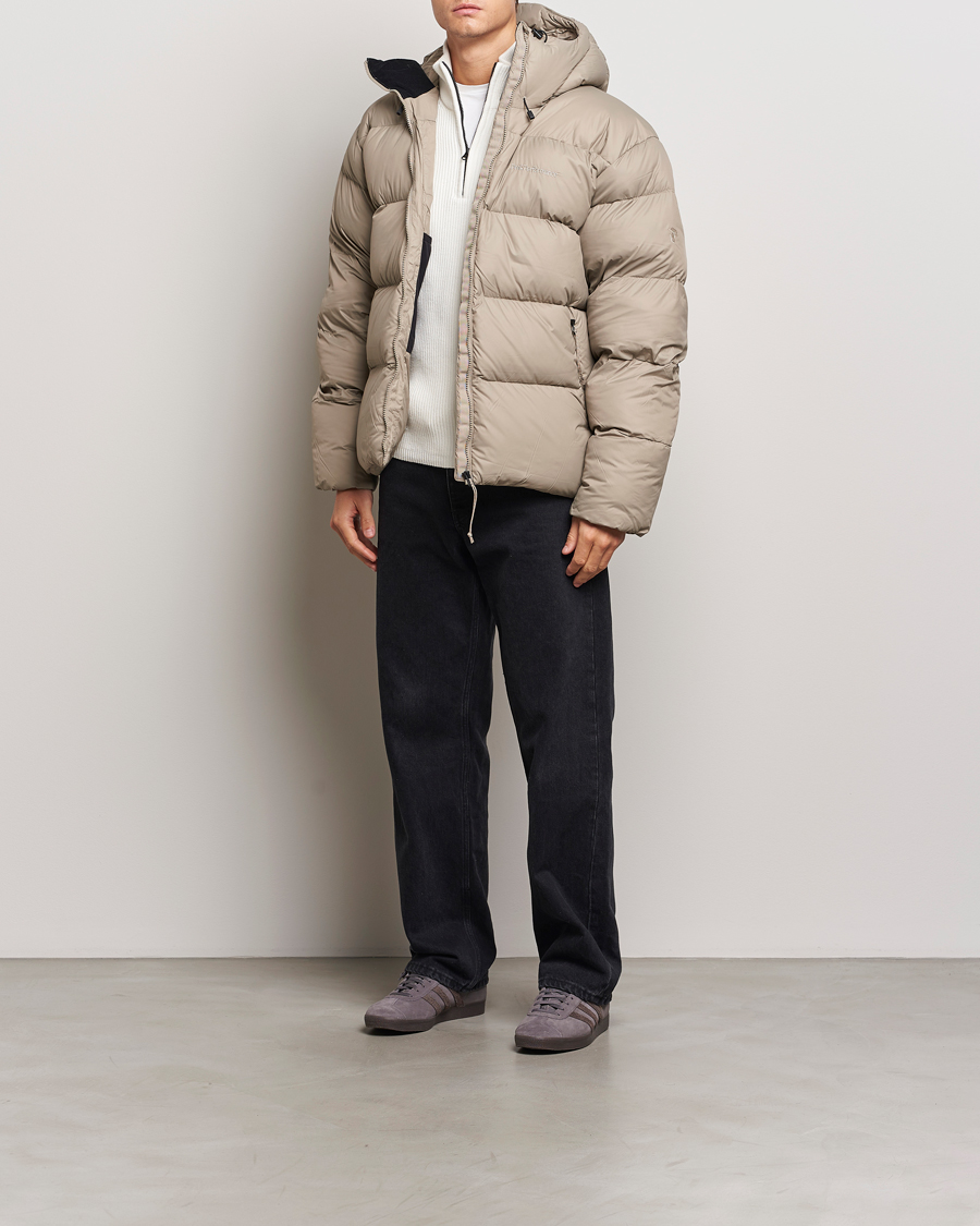 Homme | Manteaux Et Vestes | Peak Performance | Frost Oversized Down Puffer Avid Beige