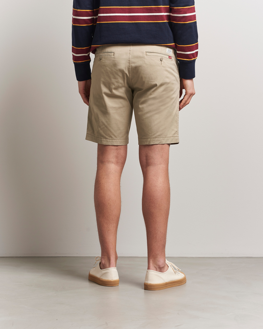 Homme | Shorts | Levi's | Garment Dyed Chino Shorts Microsand