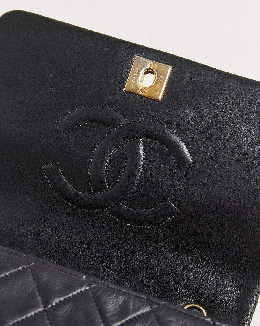 Homme | Chanel Pre-Owned Mini Single Full Flap Bag Black Lambskin | Chanel Pre-Owned | Mini Single Full Flap Bag Black Lambskin