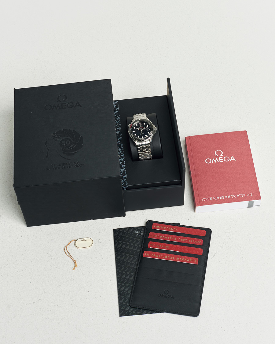 Homme | Pre-Owned & Vintage Watches | Omega Pre-Owned | SMP 300M James Bond 007