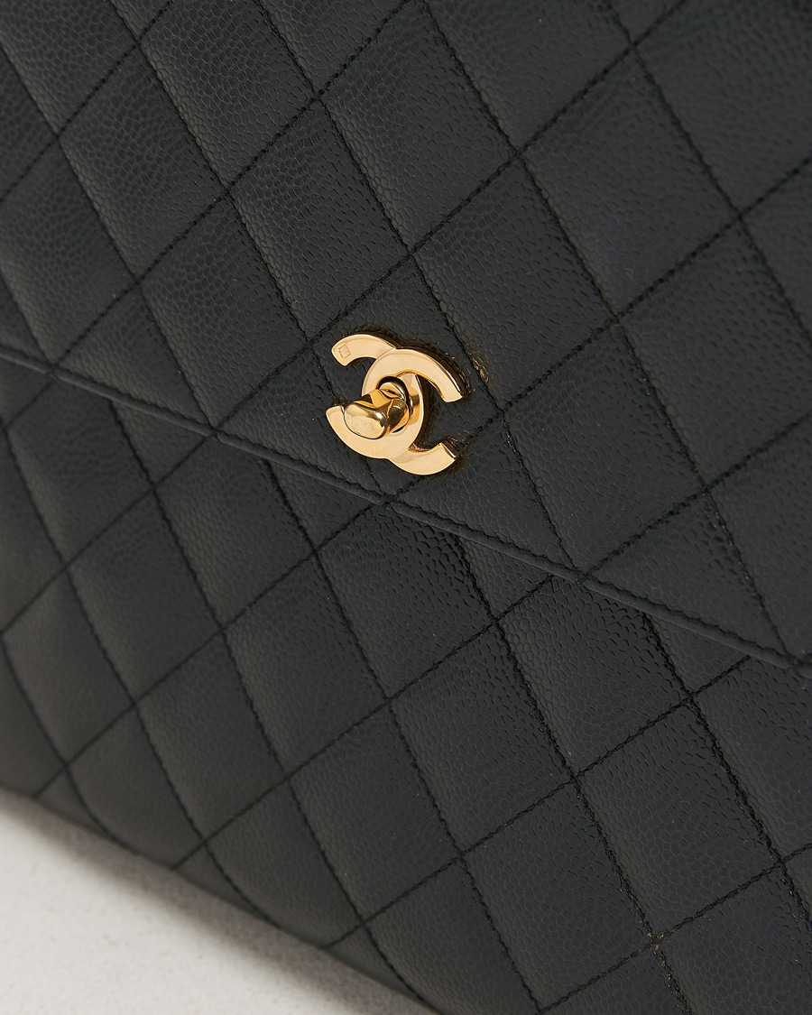 Homme | Gifts for Her | Chanel Pre-Owned | Kelly Top Handle Bag Black Caviar