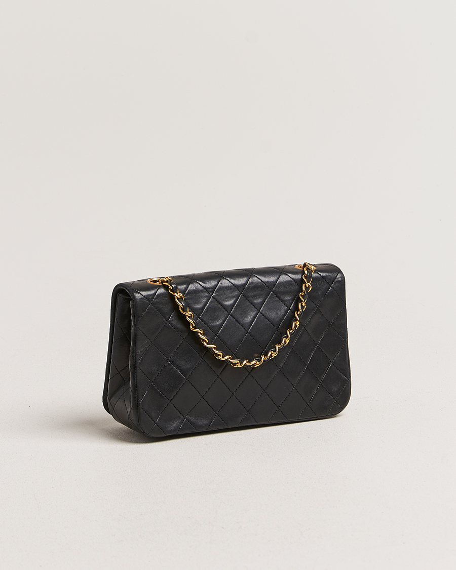 Homme | Chanel Pre-Owned Matelassé Single Full Flap Bag Black | Chanel Pre-Owned | Matelassé Single Full Flap Bag Black