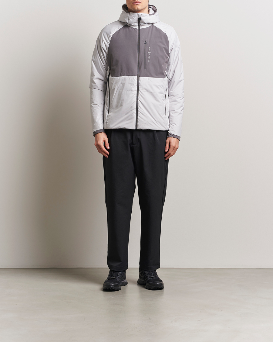 Heren | Jassen | Sail Racing | Amplitude Primaloft Hooded Jacket Grey