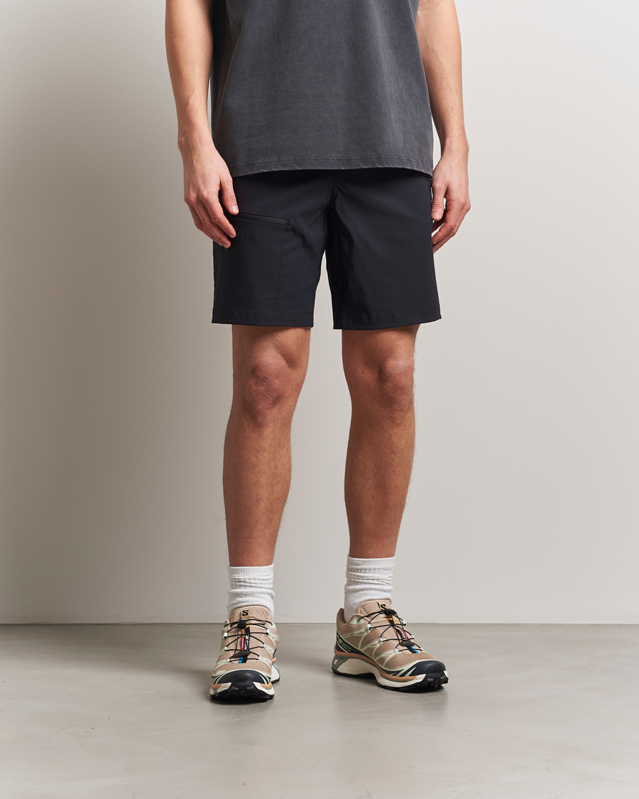 Heren | Korte broek | Peak Performance | Iconiq Shorts Black