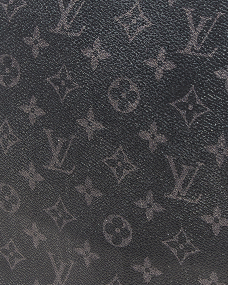 Homme | Louis Vuitton Pre-Owned District MM Bag Monogram Eclipse | Louis Vuitton Pre-Owned | District MM Bag Monogram Eclipse