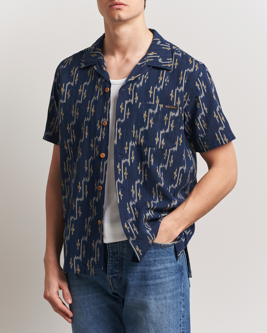 Heren | Overhemden | Nudie Jeans | Arvid Printed Short Sleeve Shirt Blueberry