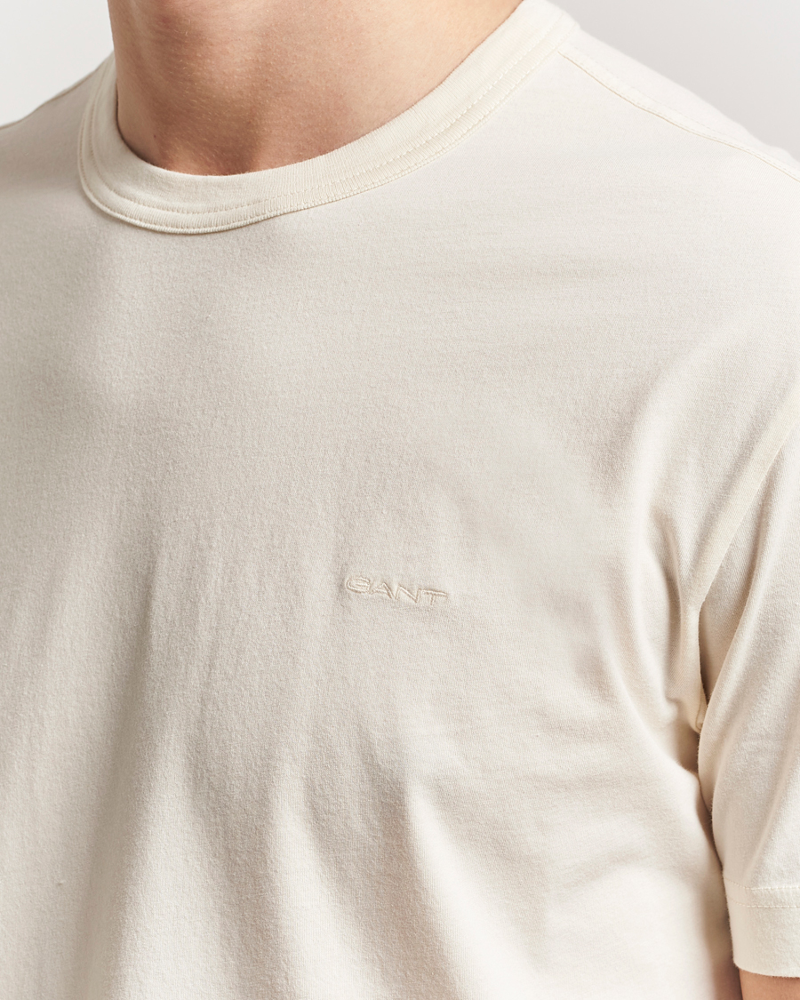 Homme | T-shirts | GANT | Sunfaded T-Shirt Ivory White