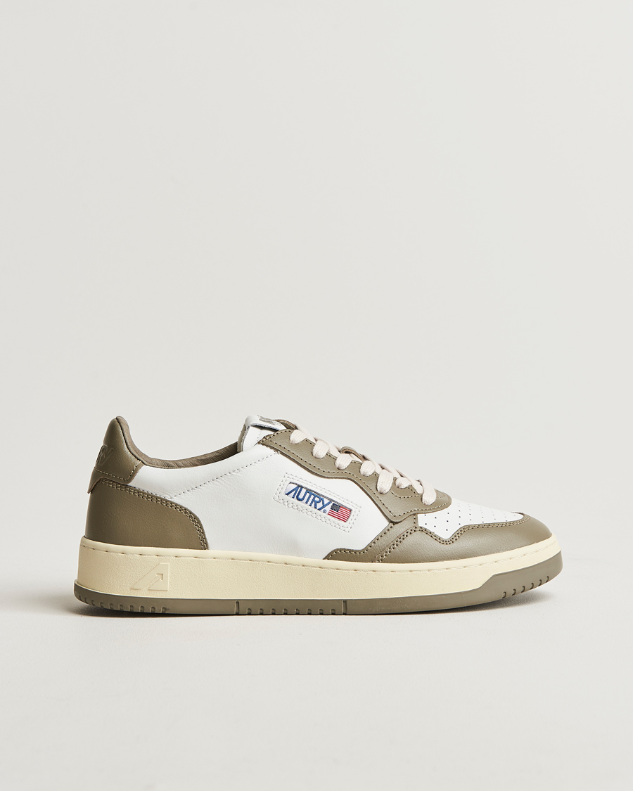 Homme | Baskets | Autry | Medalist Low Super Soft Leather Sneaker White/Covert Green