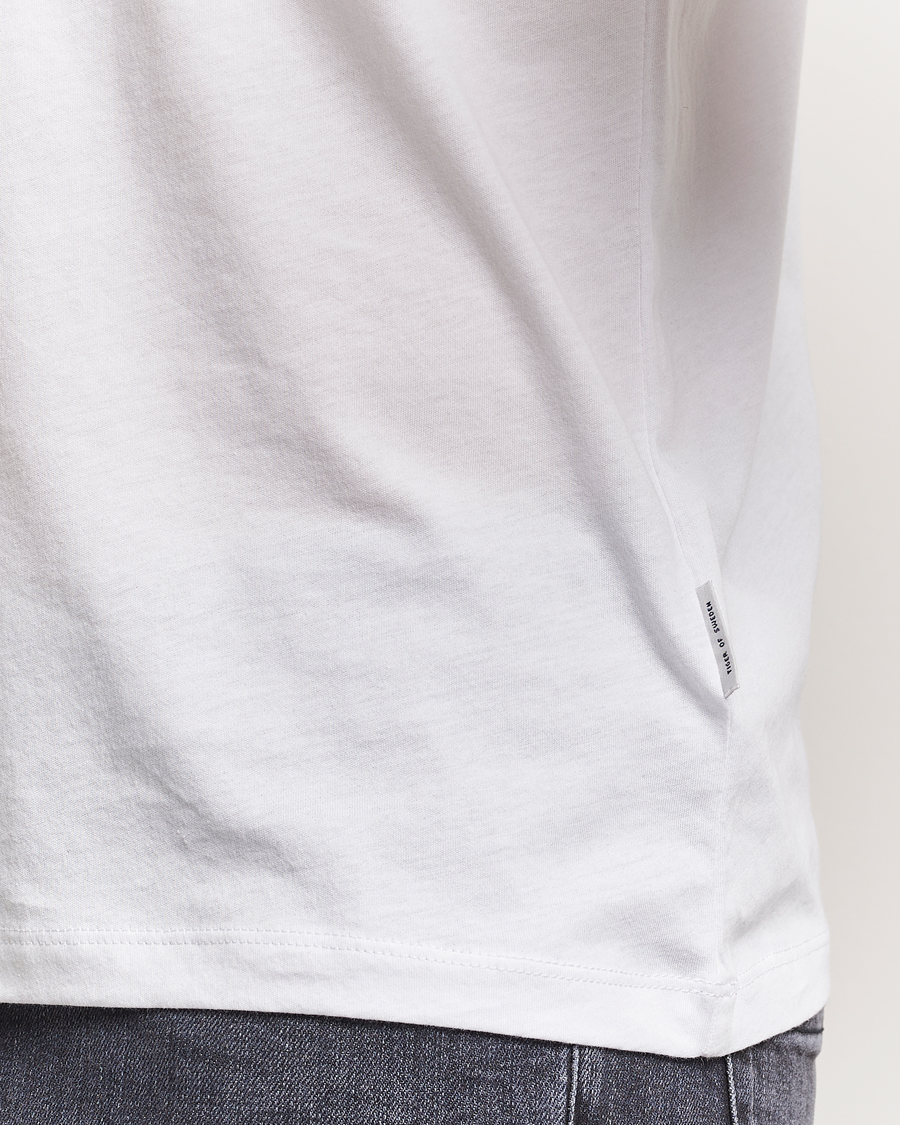 Homme | T-shirts | Tiger of Sweden | Dillan Crew Neck T-Shirt White
