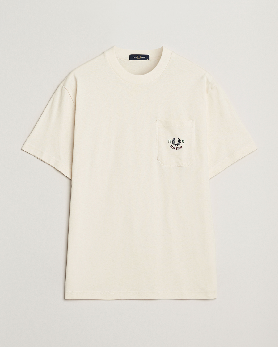 Heren | T-shirts | Fred Perry | Relaxed 1952 Tennis T-Shirt Ecru