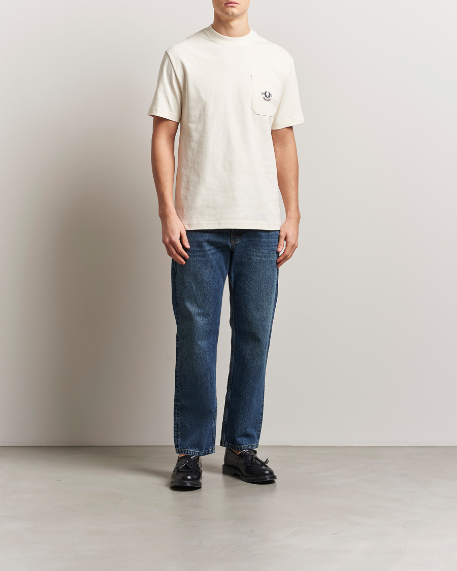 Heren | T-shirts | Fred Perry | Relaxed 1952 Tennis T-Shirt Ecru