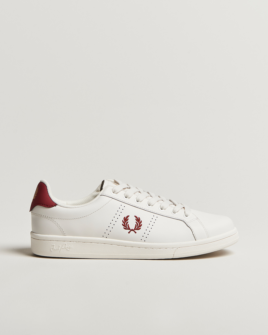 Homme | Baskets | Fred Perry | B721 Leather Sneaker Snow White/Red