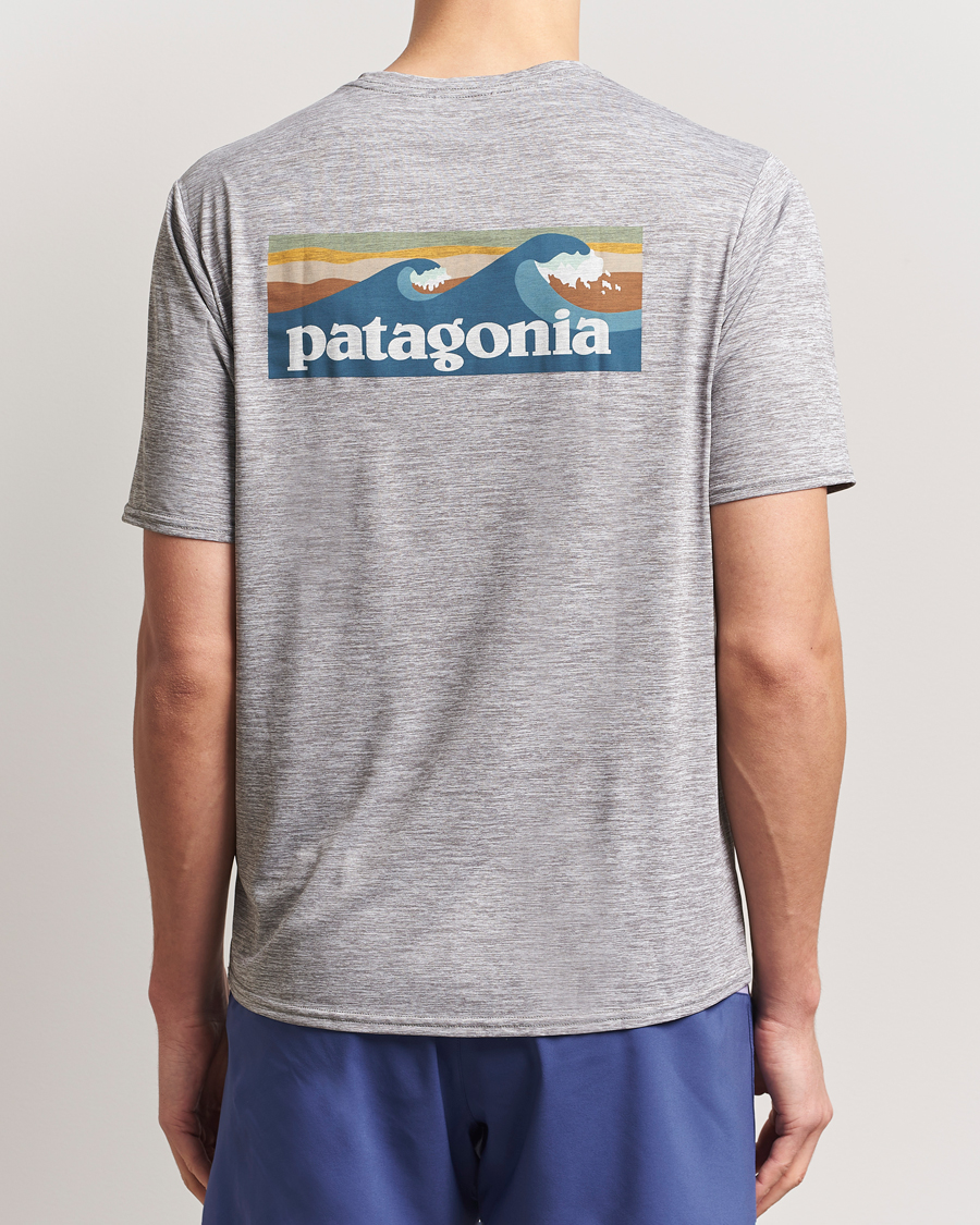 Heren | T-shirts | Patagonia | Cap Cool Daily Graphic T-Shirt Waters Feather Grey