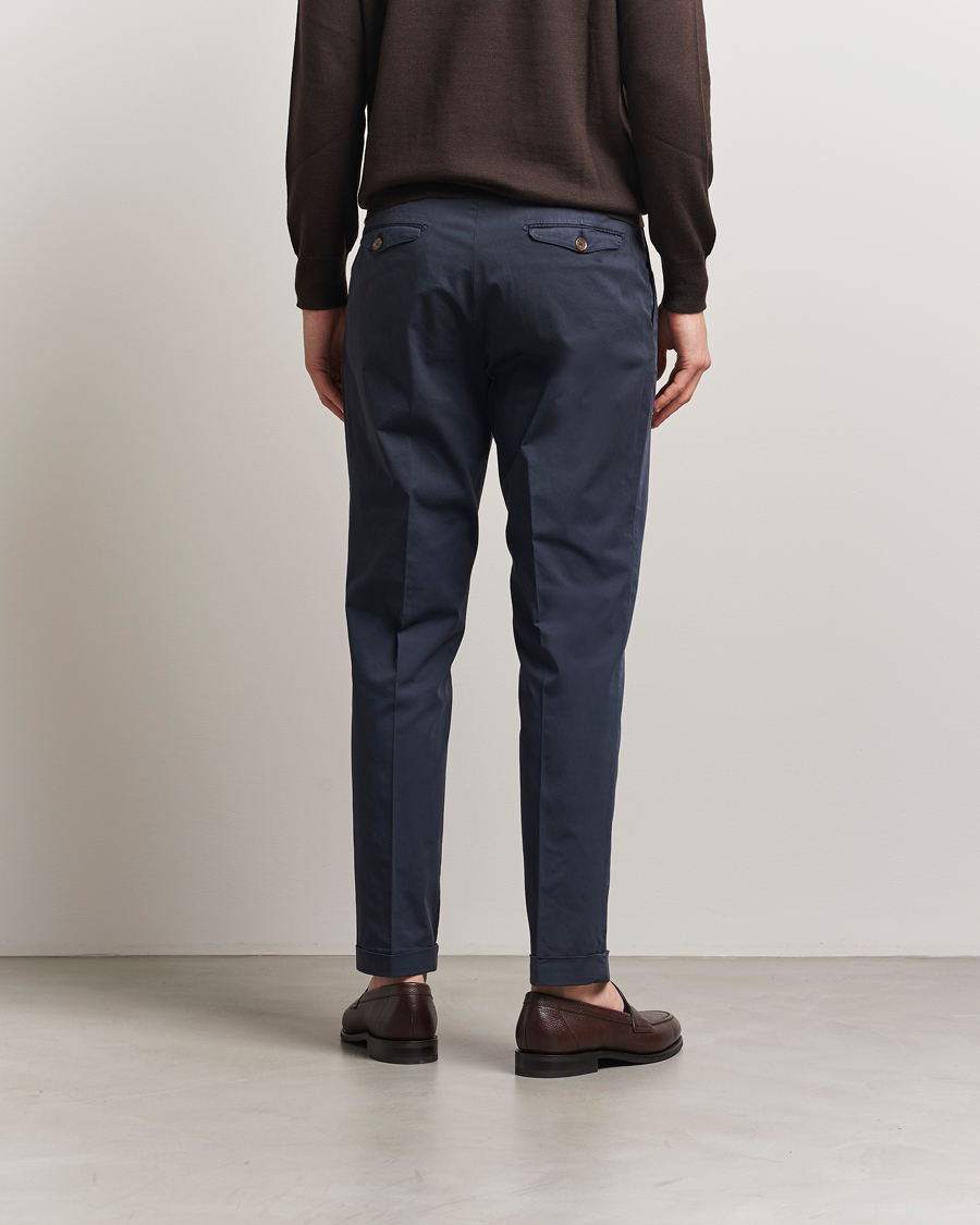 Homme | Pantalons | Briglia 1949 | Easy Fit Pleated Cotton Stretch Chino Navy
