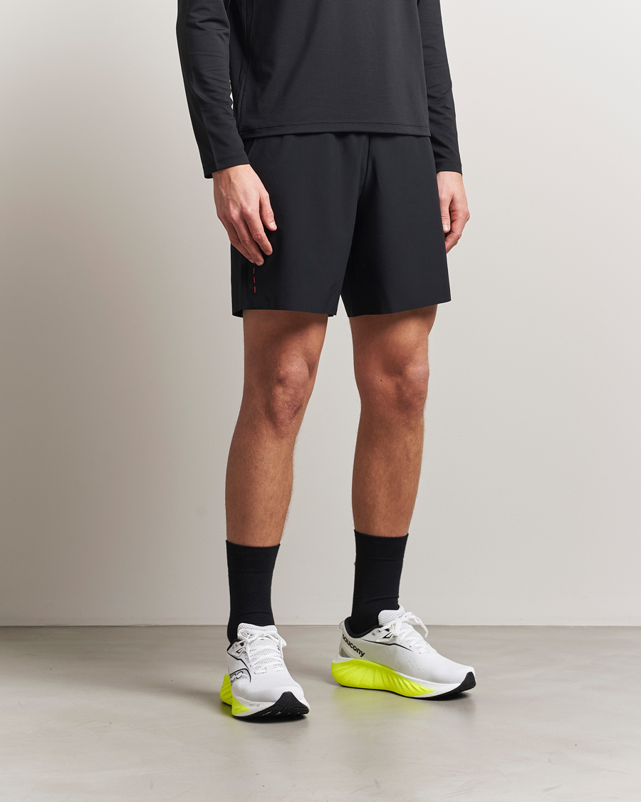 Homme | Shorts | Falke Sport | Perform Better Shorts Black