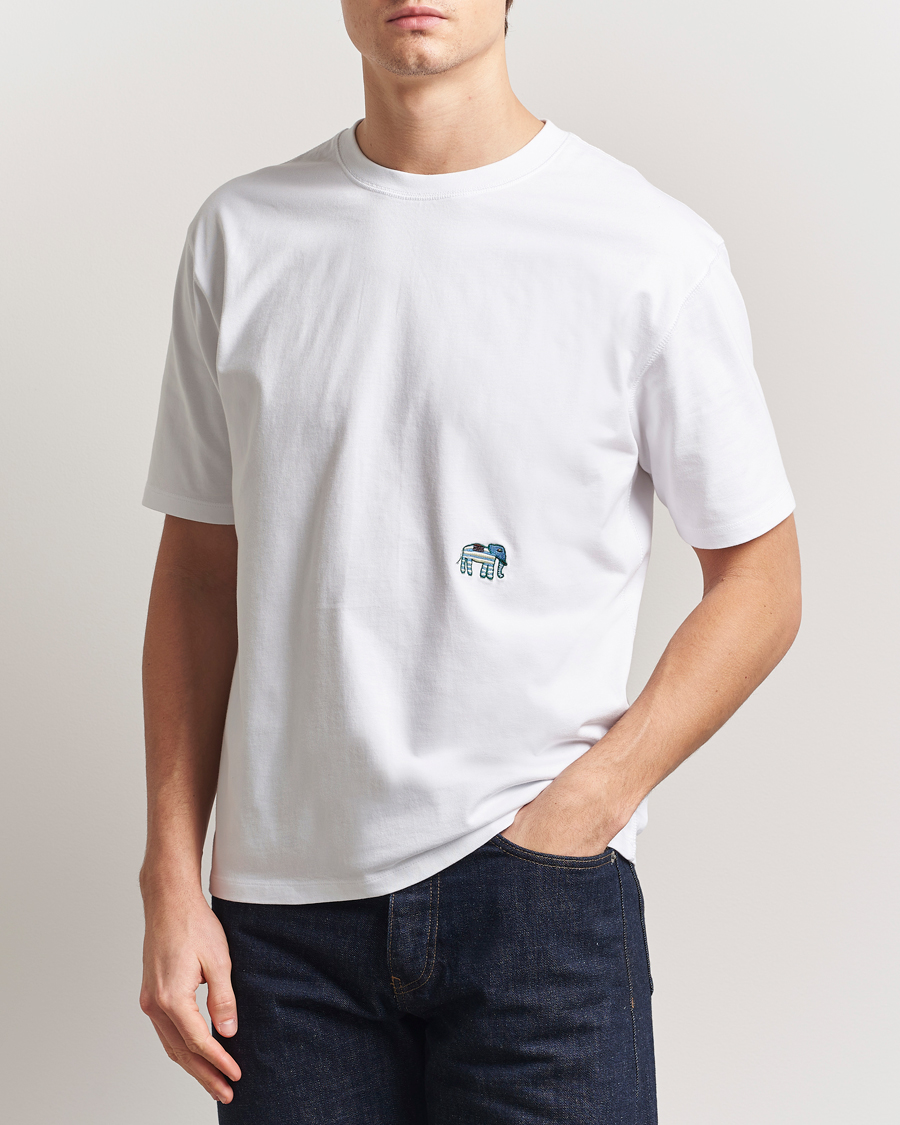 Homme | T-shirts | Drake's | Elephant Graphic Print Hiking T-Shirt Ecru