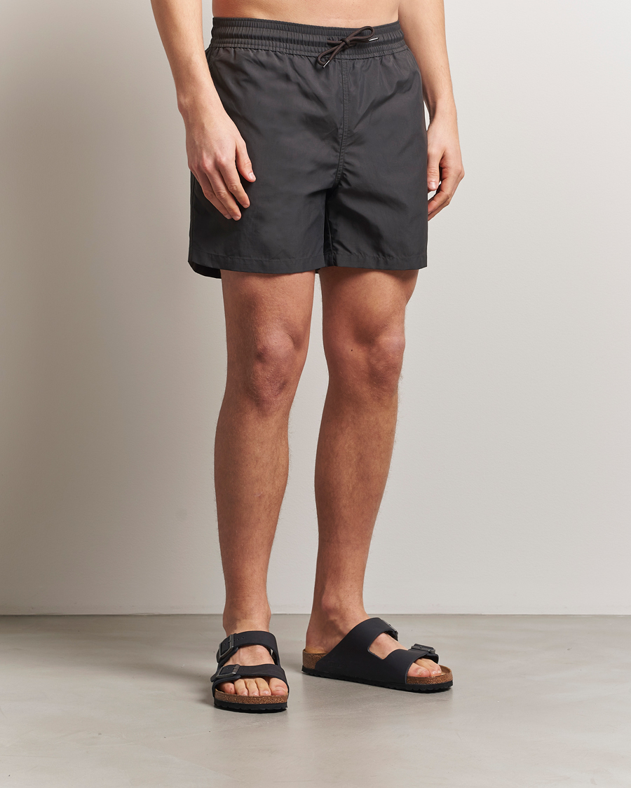 Heren | Zwembroek | Colorful Standard | Classic Organic Swim Shorts Lava Grey