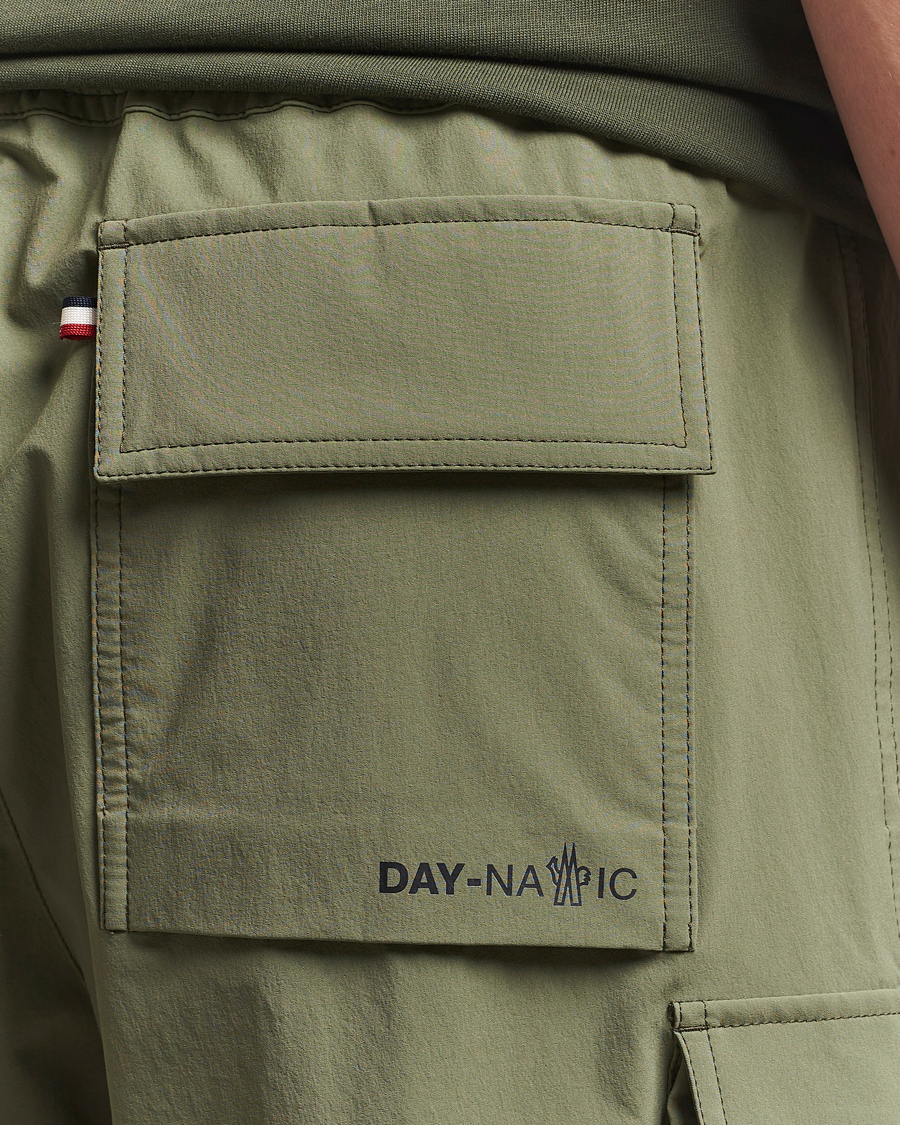 Homme | Shorts | Moncler Grenoble | Cargo Shorts Military
