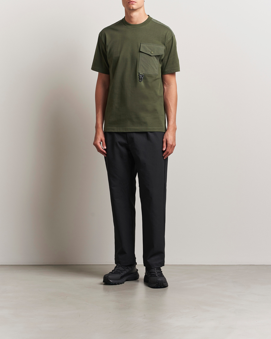 Homme | T-shirts | Moncler Grenoble | Utility Pocket T-Shirt Military