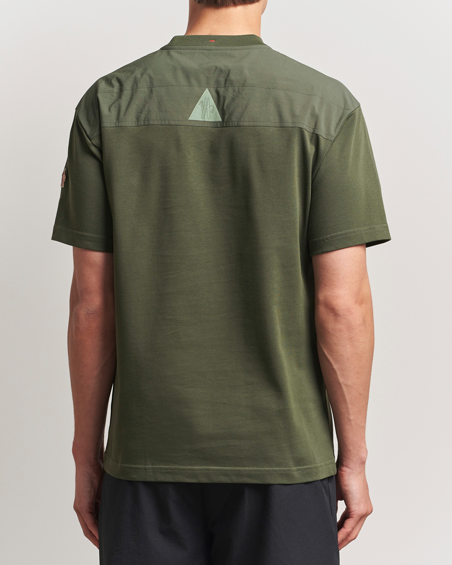Homme | T-shirts | Moncler Grenoble | Utility Pocket T-Shirt Military