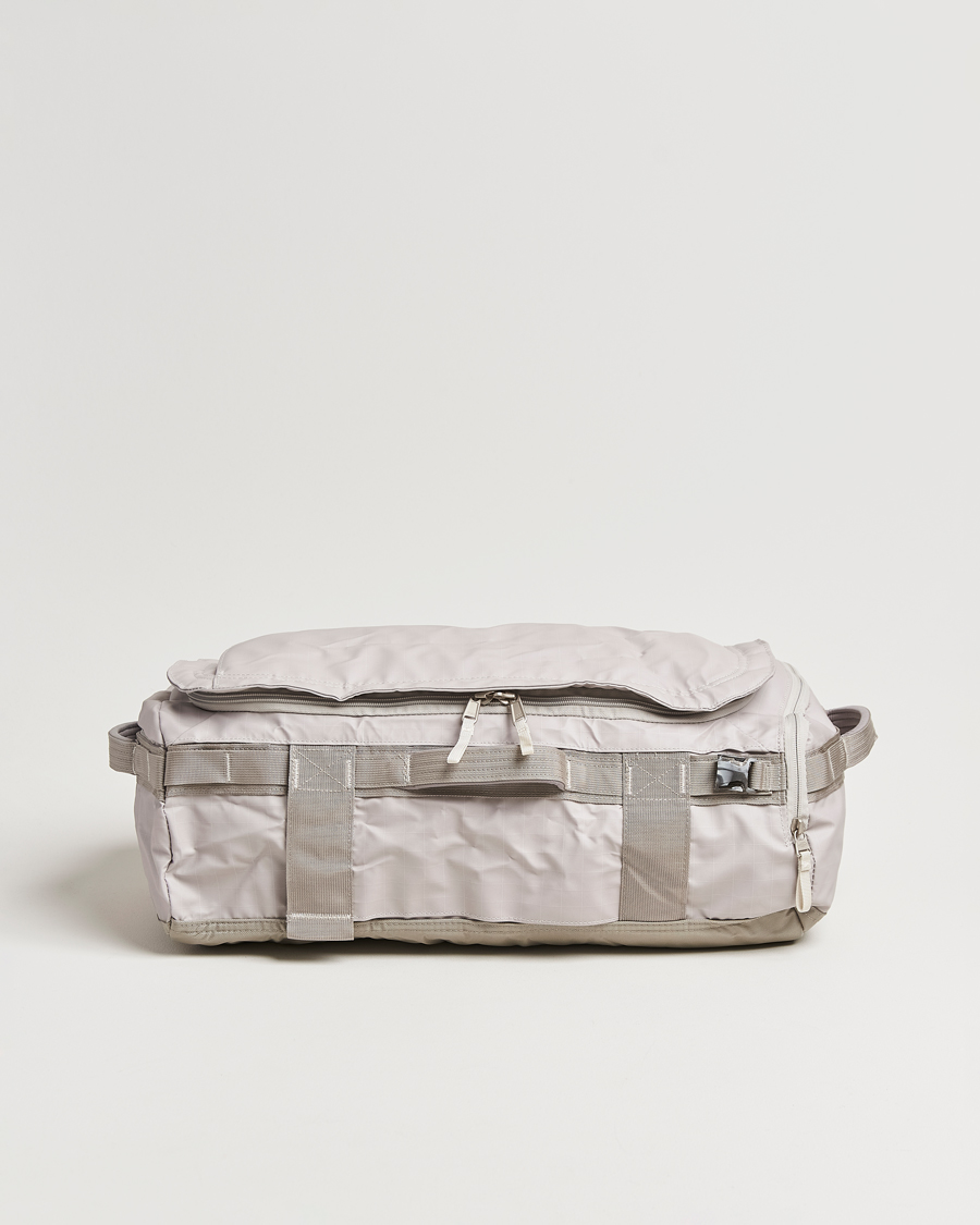 Heren | Tassen | The North Face | Base Camp Voyager Duffel 32L Soapstone