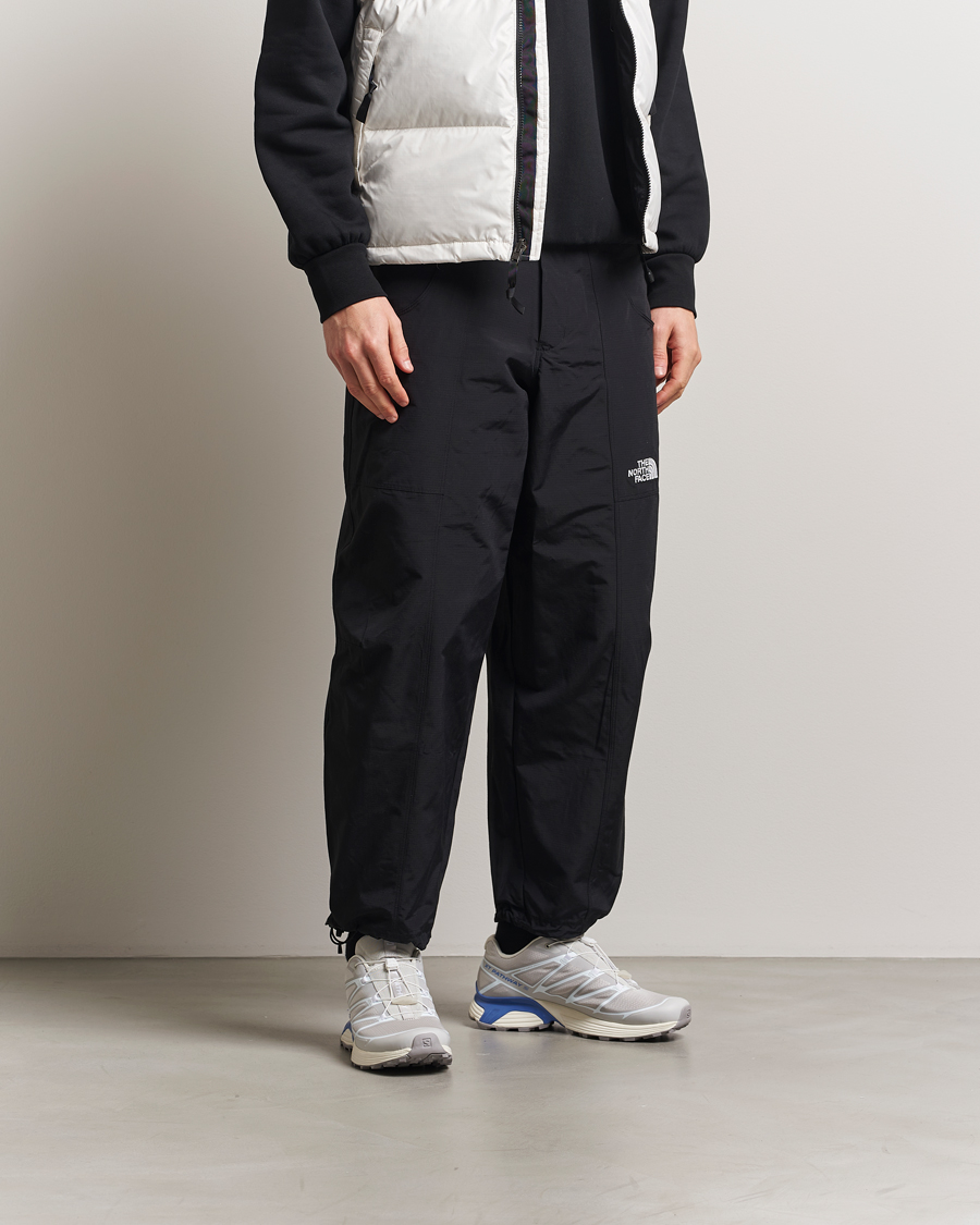 Homme | Pantalons | The North Face | NSE Pants Black