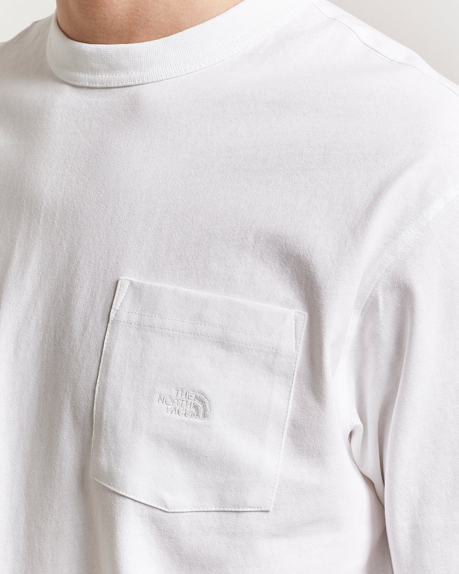 Homme | T-shirts | The North Face | Relaxed Pocket T-Shirt White