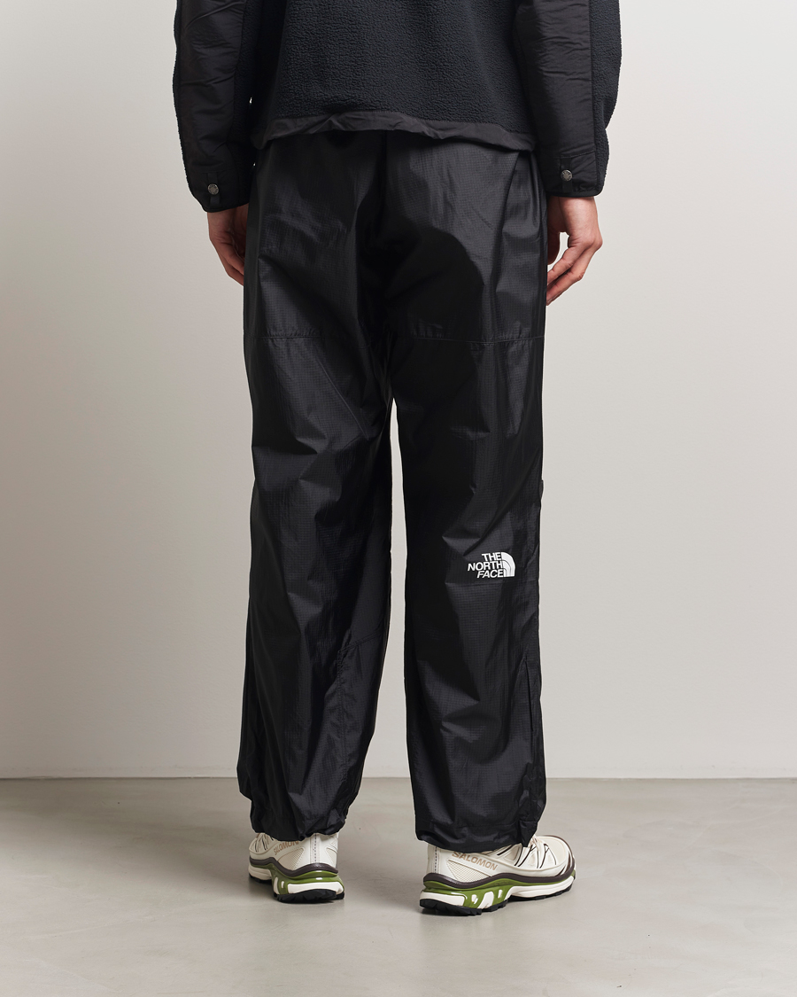 Homme | Pantalons | The North Face | NSE Wind Track Pants Black
