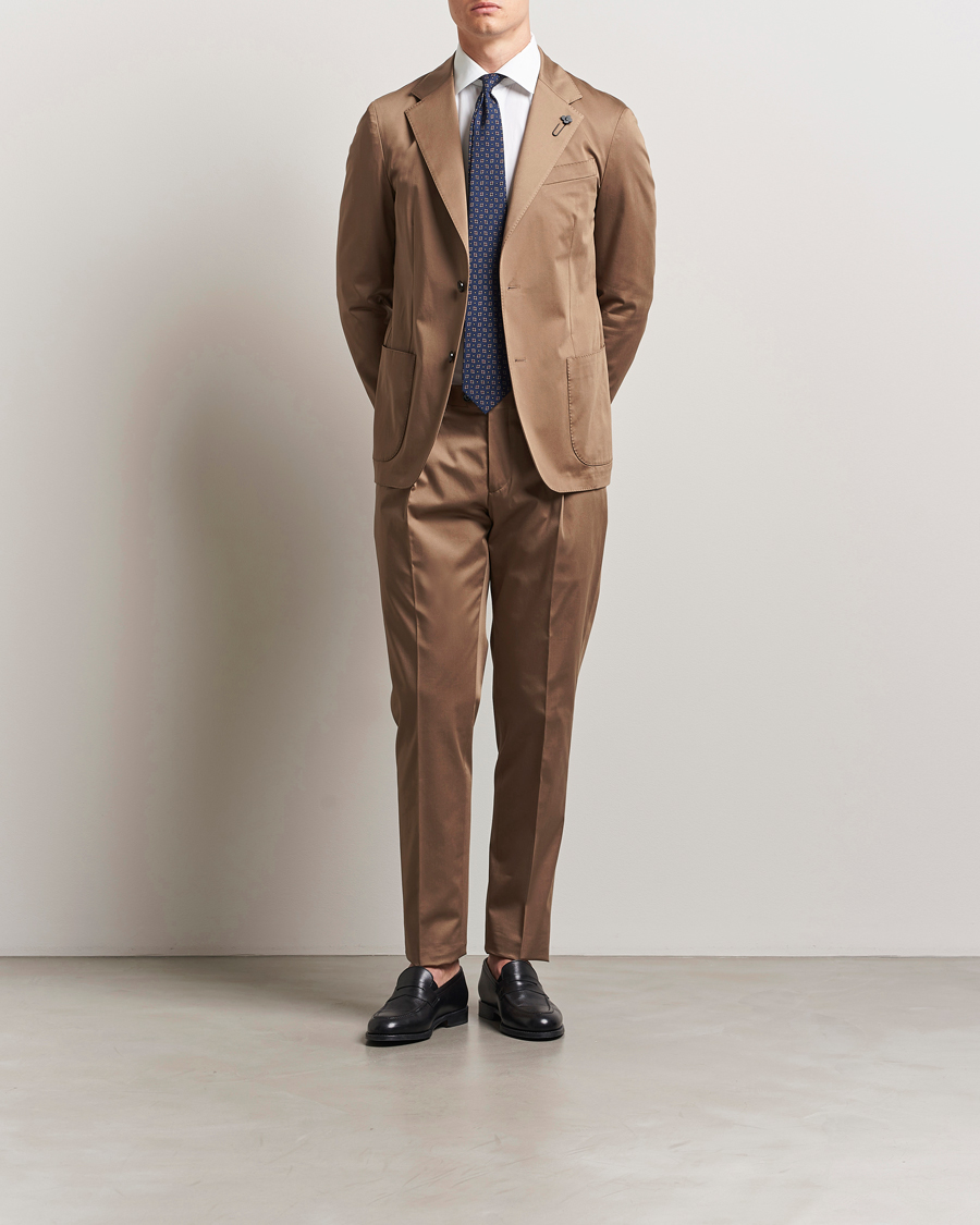 Homme | Pantalons | Lardini | Pleated Cotton Stretch Trousers Light Brown