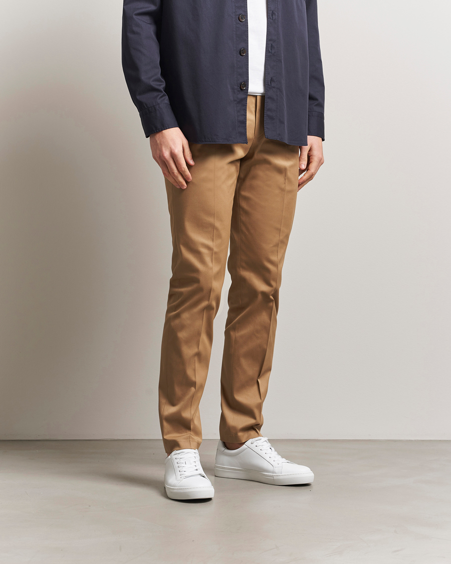 Homme | Pantalons | Tiger of Sweden | Tenuta Cotton Chinos Beige