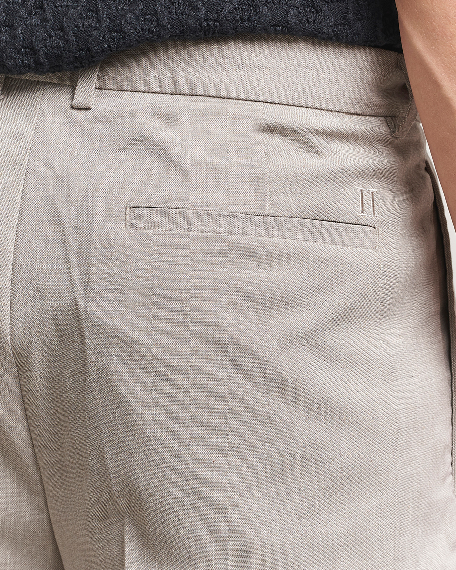 Heren | Broeken | LES DEUX | Reece Pleated Slub Suit Pants Light Sand