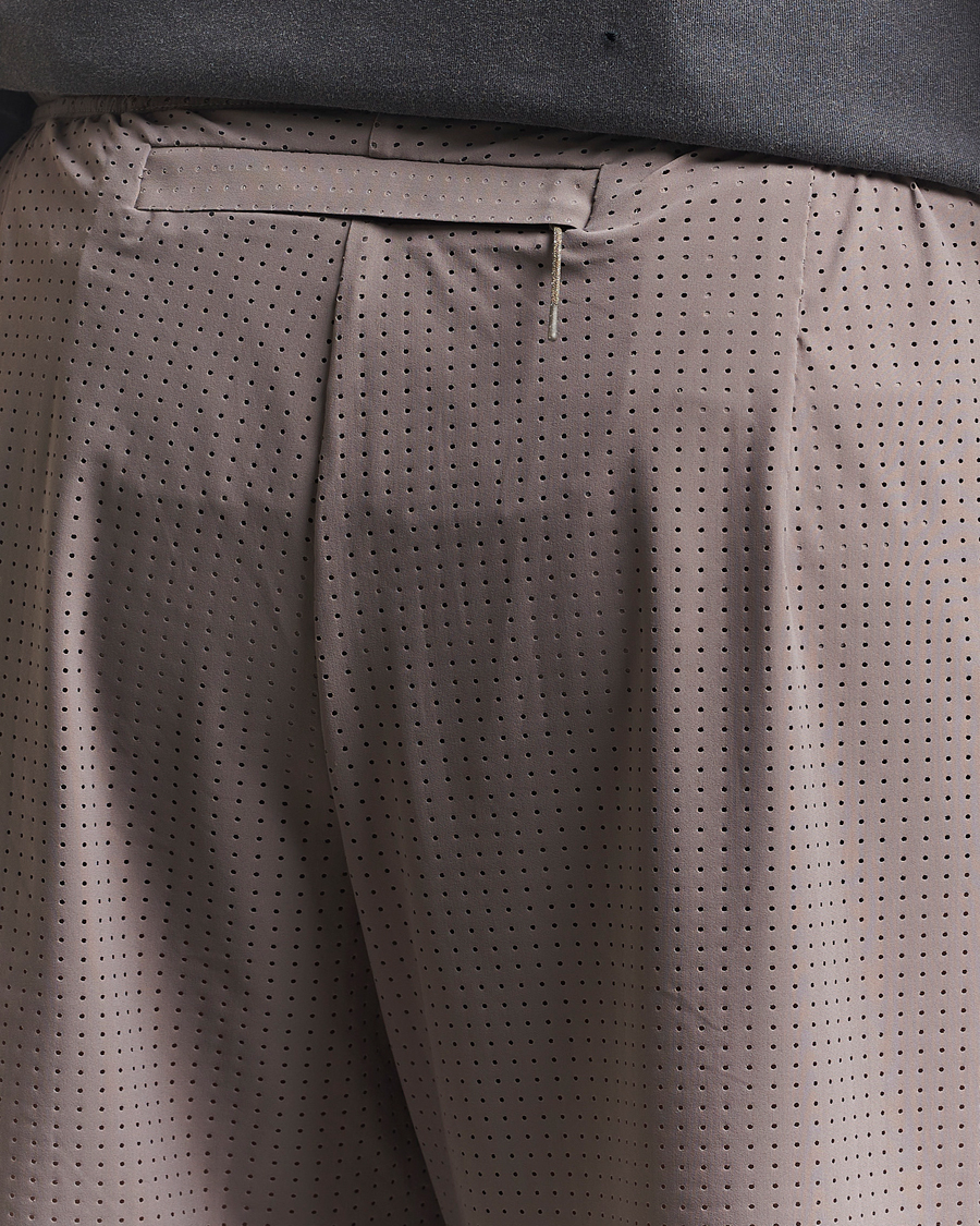 Homme | Shorts | Satisfy | Space-O 5 Inch Shorts Taupe