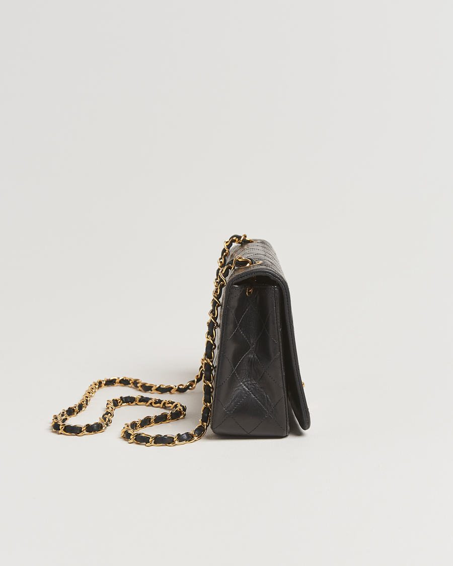 Homme | Chanel Pre-Owned Classic Single Flap Bag Lambskin Black | Chanel Pre-Owned | Classic Single Flap Bag Lambskin Black