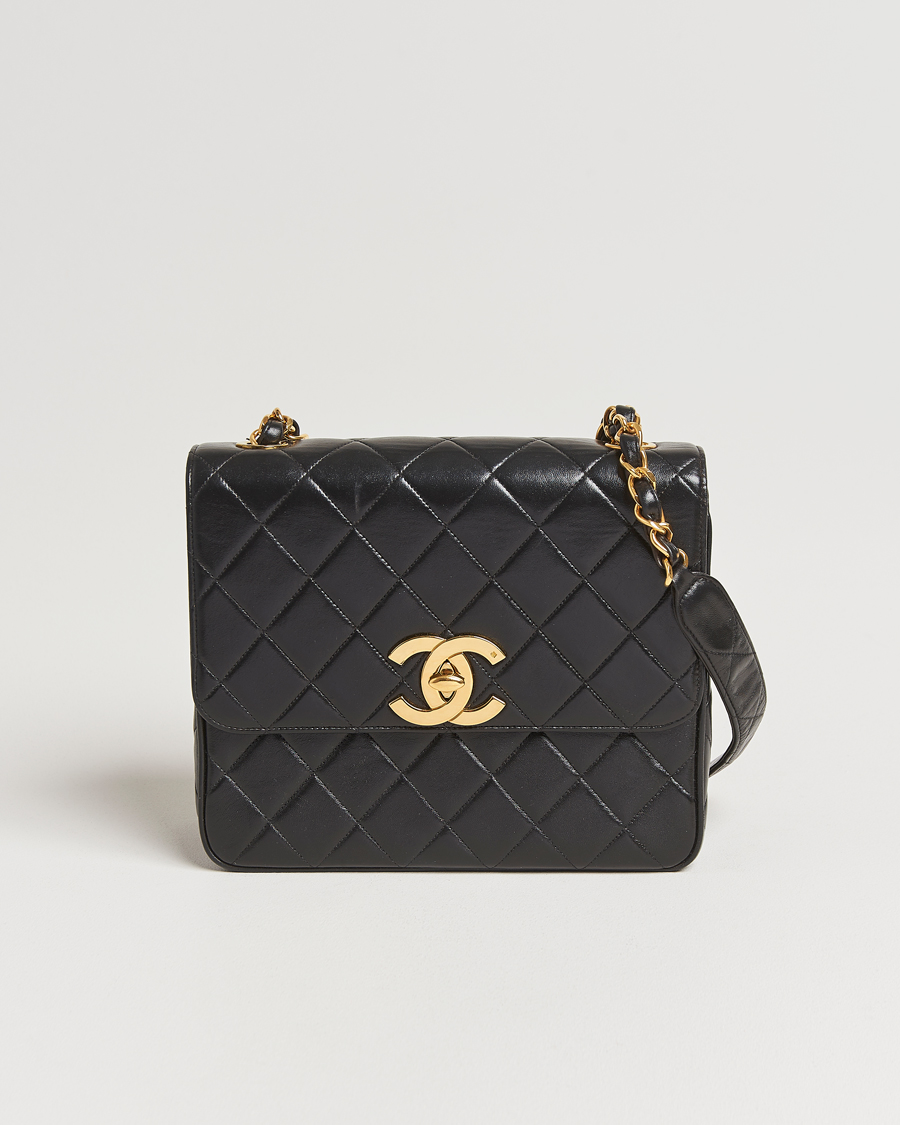 Homme | Chanel Pre-Owned Classic Flap Bag Deca Squared Lambskin Black | Chanel Pre-Owned | Classic Flap Bag Deca Squared Lambskin Black