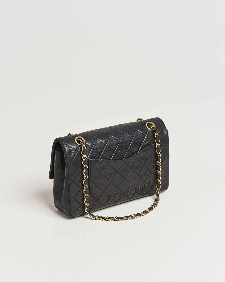Homme | Chanel Pre-Owned Classic Medium Double Flap Bag Lambskin Black | Chanel Pre-Owned | Classic Medium Double Flap Bag Lambskin Black