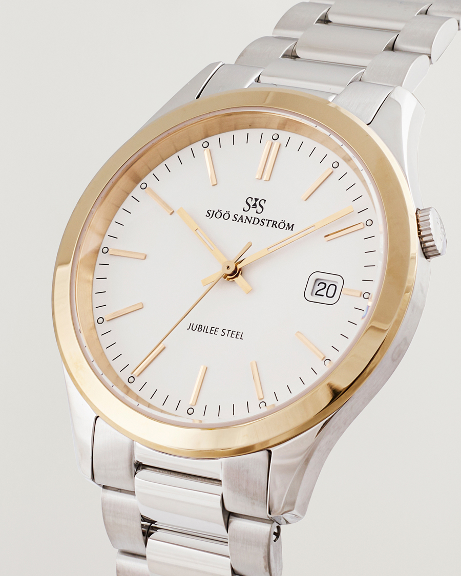 Heren | Sjöö Sandström Jubilee Steel Quartz 40mm Gold Bezel White/Steel | Sjöö Sandström | Jubilee Steel Quartz 40mm Gold Bezel White/Steel