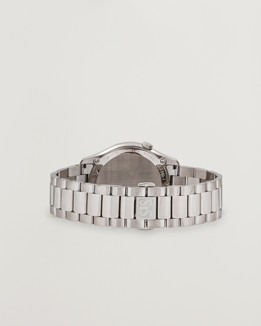 Heren | Sjöö Sandström Jubilee Steel Quartz 40mm Gold Bezel White/Steel | Sjöö Sandström | Jubilee Steel Quartz 40mm Gold Bezel White/Steel