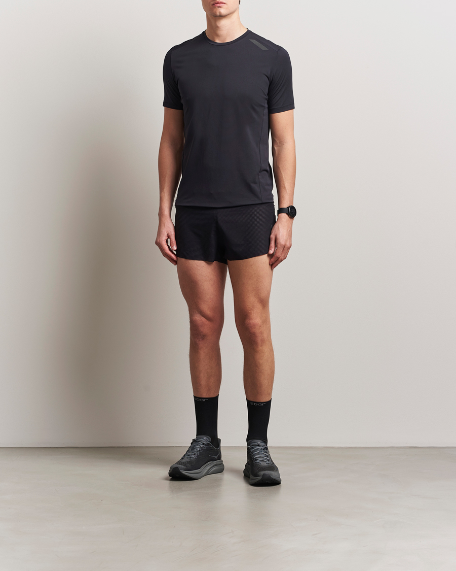 Homme | T-shirts | SOAR Running | Tech Tee Black
