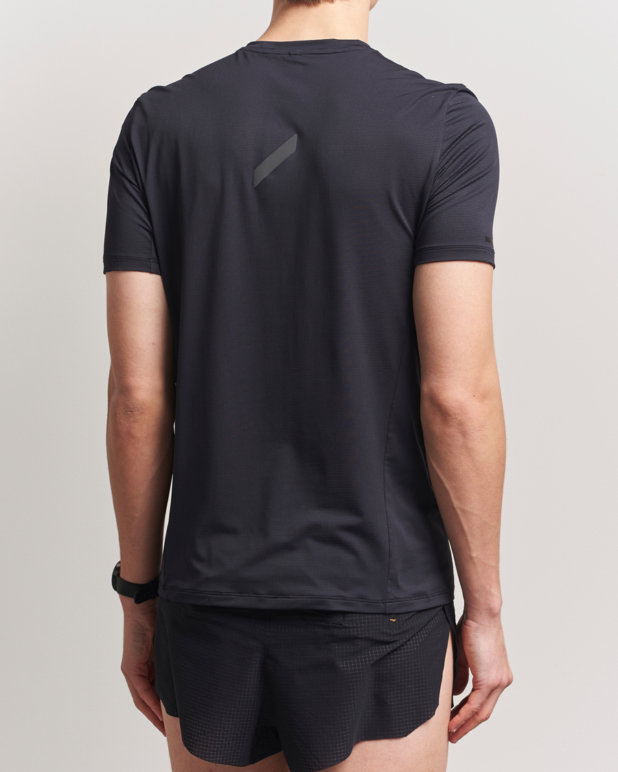 Homme | T-shirts | SOAR Running | Tech Tee Black