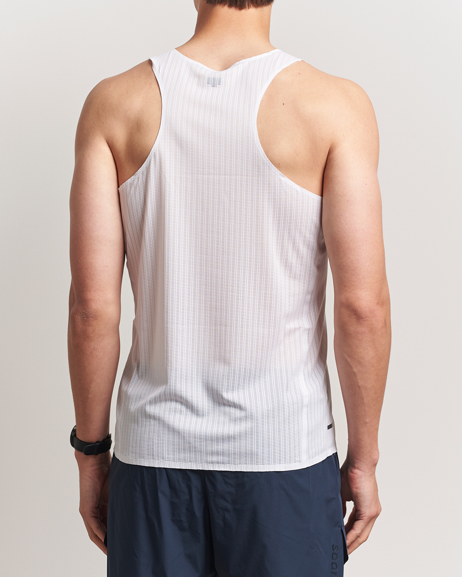 Heren | T-Shirts | SOAR Running | Race Vest White