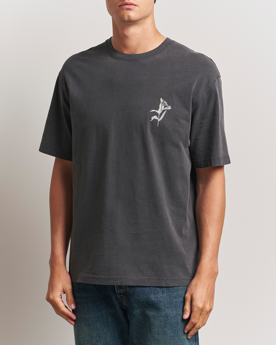 Heren | T-shirts | Samsøe Samsøe | Printed Lily Crew Neck T-Shirt Washed Black