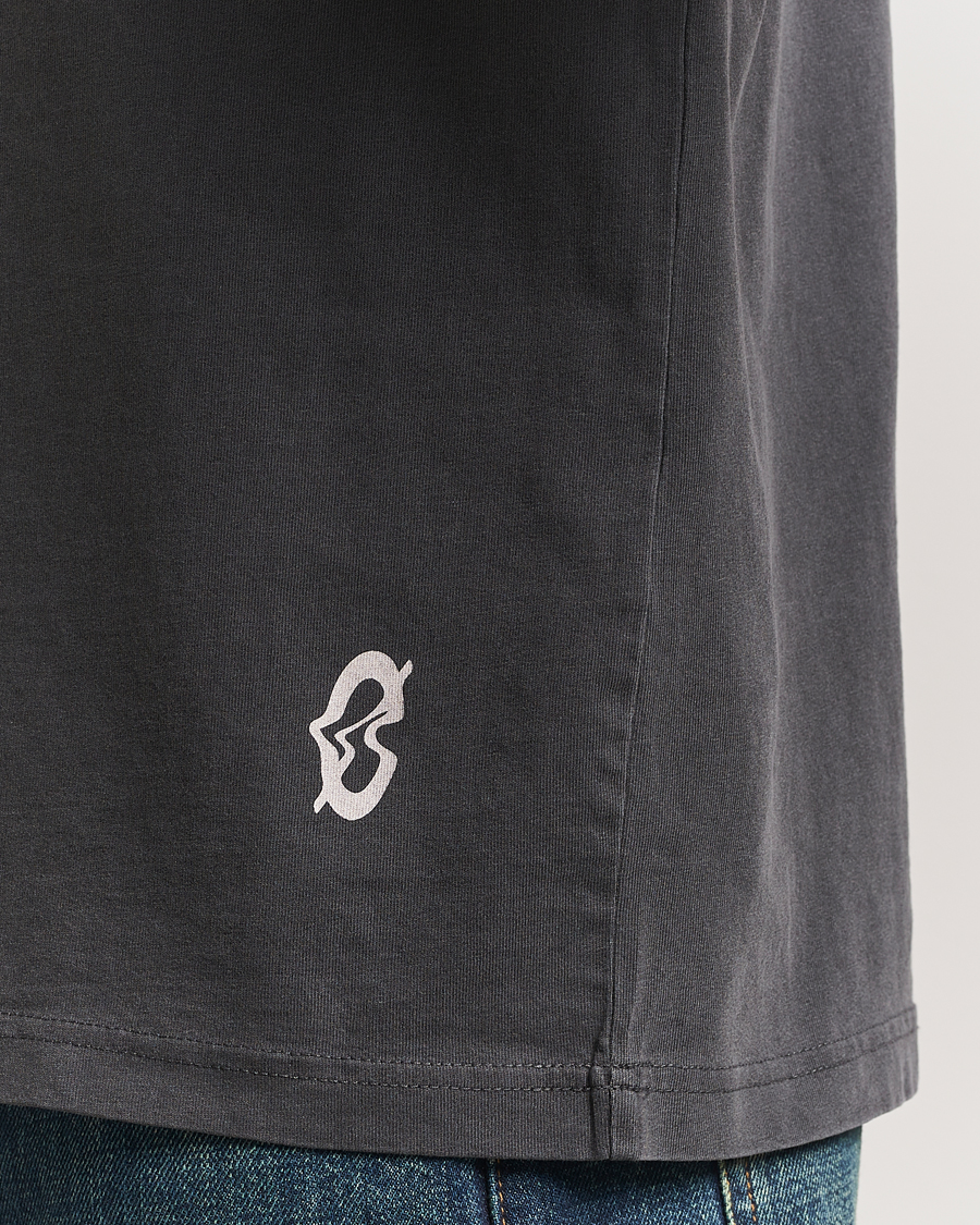 Heren | T-shirts | Samsøe Samsøe | Printed Swirl Crew Neck T-Shirt Washed Black