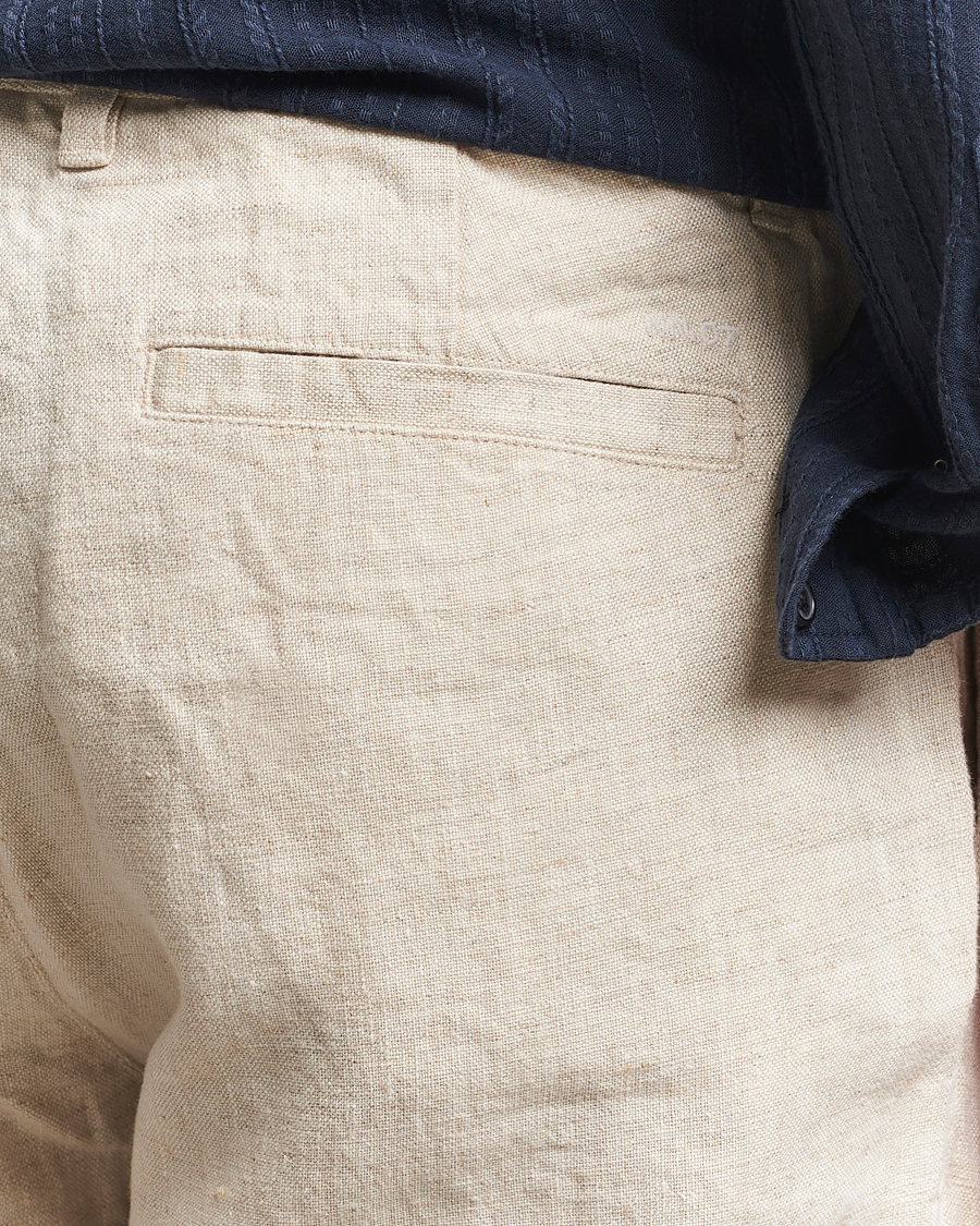 Heren | Broeken | NN07 | Aden Regular Fit Linen Trousers Oat